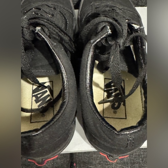 Vans Old Skool Womens Size 6.5 Men 5 Triple Black Athletic Skateboard Sneakers - Picture 10 of 16
